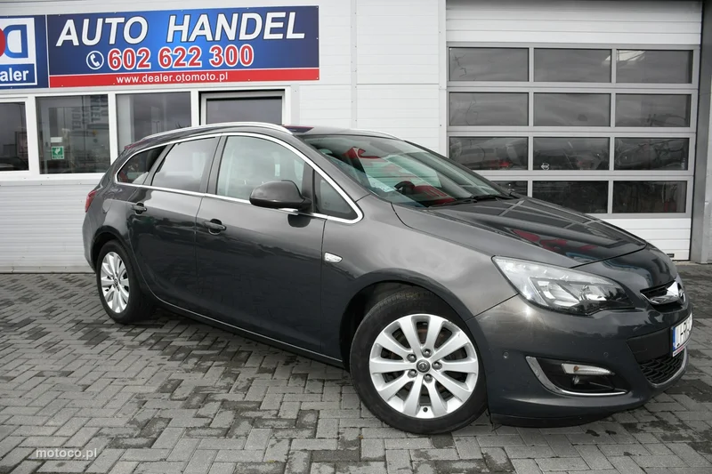 Opel Astra J 7