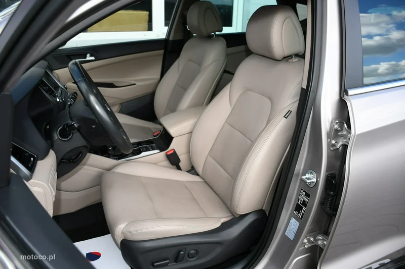 Hyundai TUCSON 19