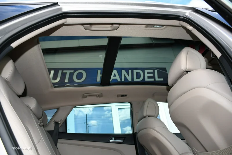 Hyundai TUCSON 4