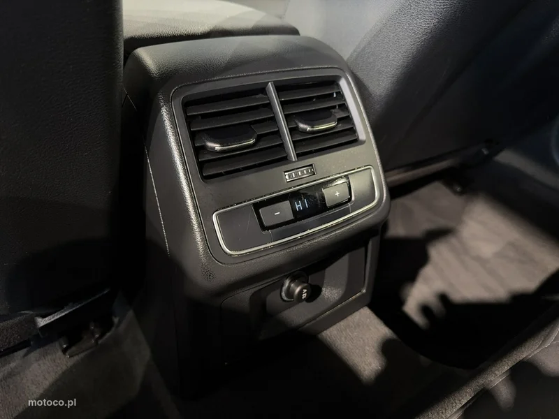 Audi A4 Allroad B9 16