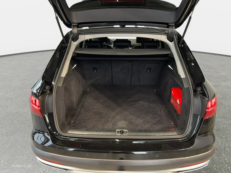 Audi A4 Allroad B9 17