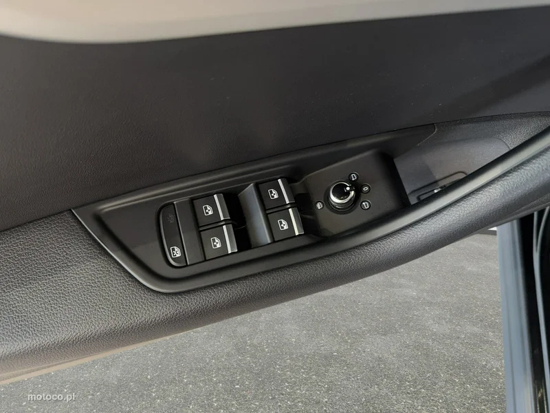 Audi A4 Allroad B9 32