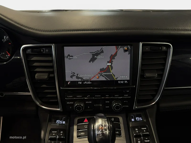 Porsche Panamera 970 26