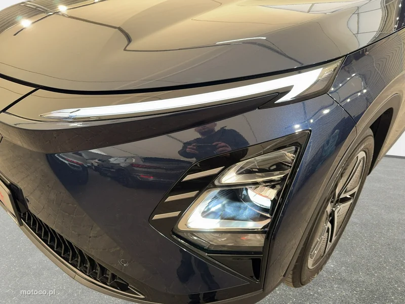 Omoda E5 9