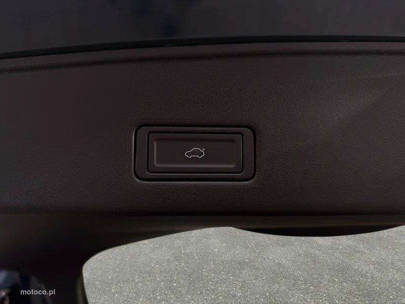 Omoda E5 17