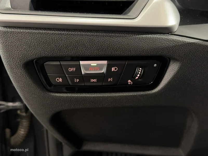 BMW Seria 3 G20 318 33