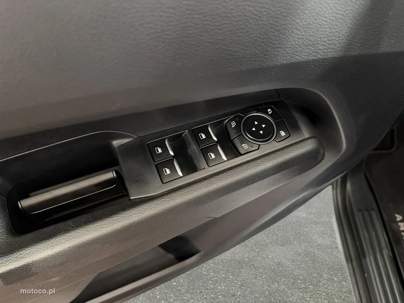 Volkswagen Amarok 32