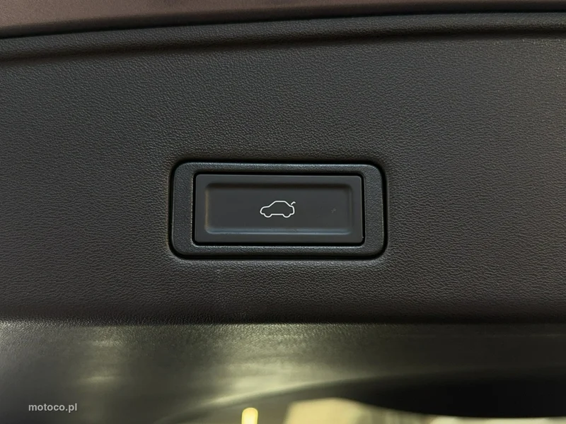 Omoda E5 17