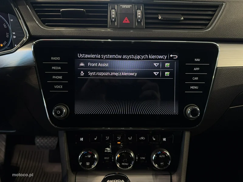 Skoda Superb III 23