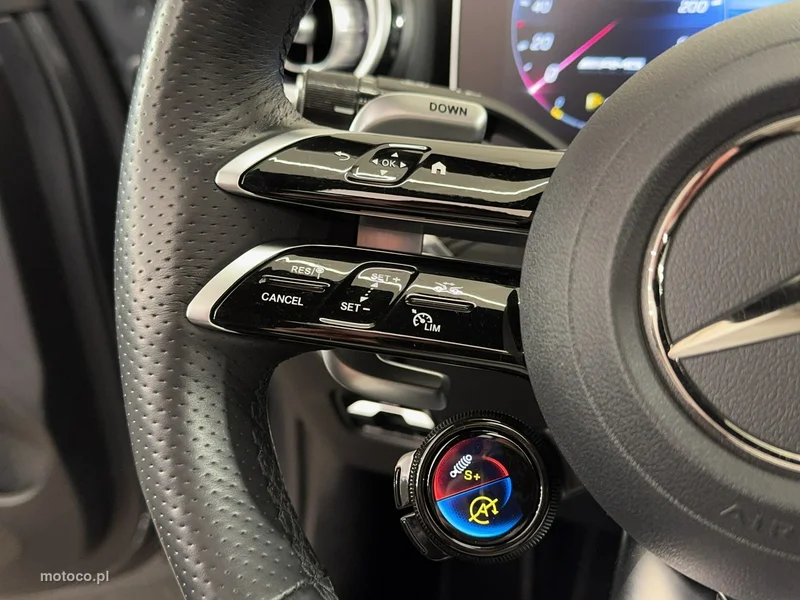 Mercedes-Benz Klasa C W206 C 43 AMG 24