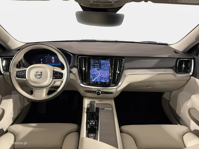 Volvo V60 Cross Country 18