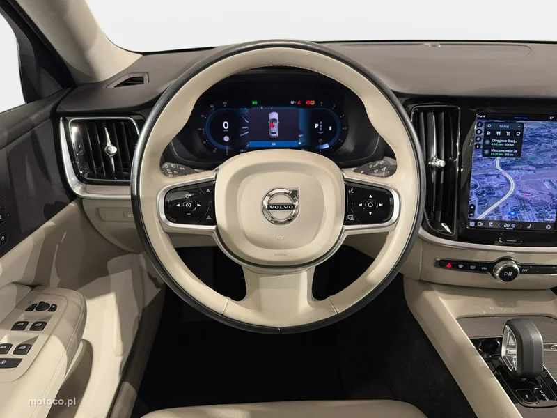Volvo V60 Cross Country 19
