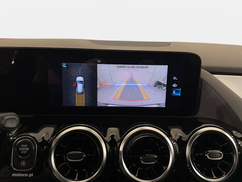 Mercedes-Benz GLA H247 GLA 200 26