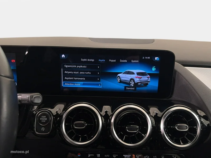 Mercedes-Benz GLA H247 GLA 200 29