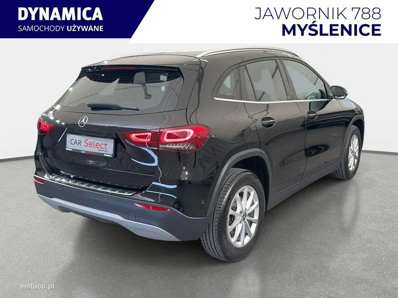 Mercedes-Benz GLA H247 GLA 200 8