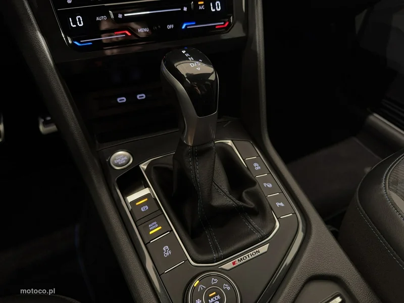 Volkswagen Tiguan AD 33