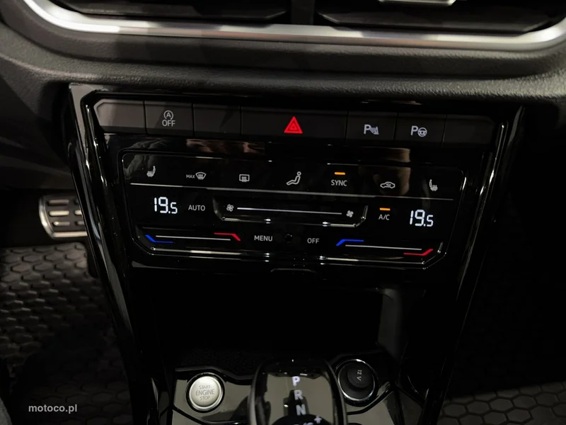 Volkswagen T-Roc A1 25