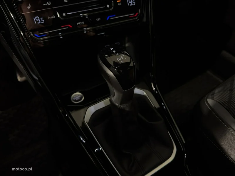 Volkswagen T-Roc A1 26