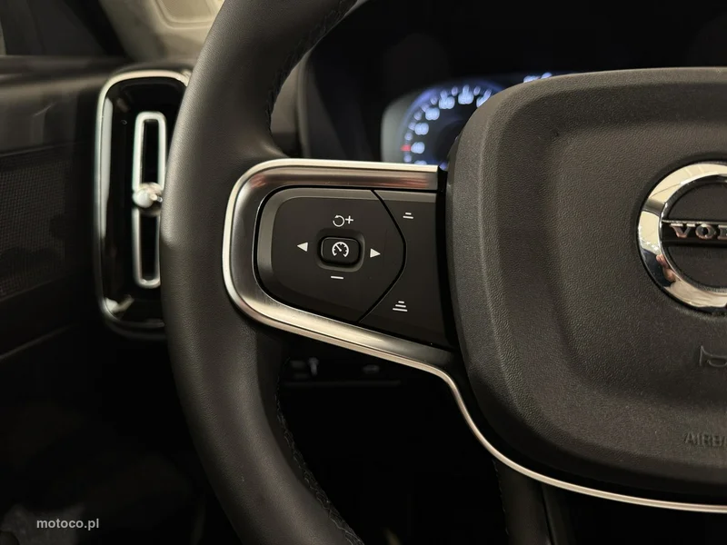 Volvo XC 40 18