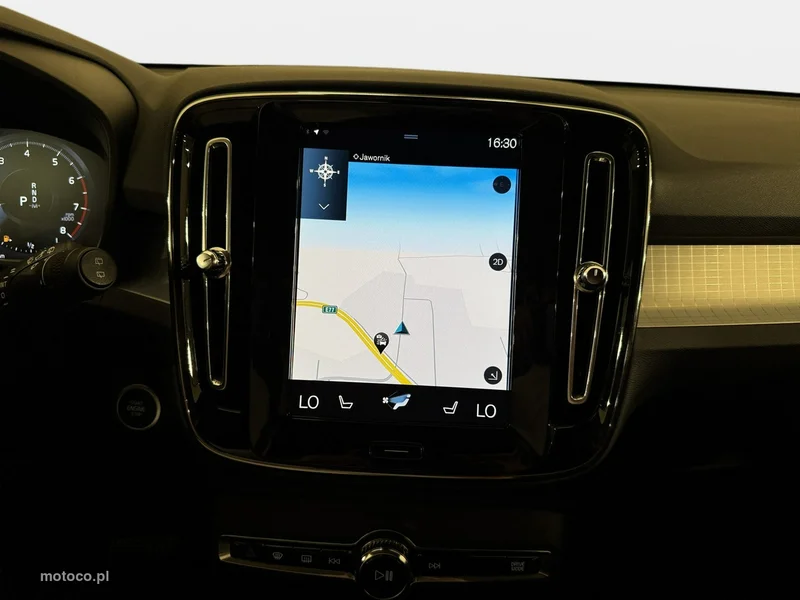 Volvo XC 40 22