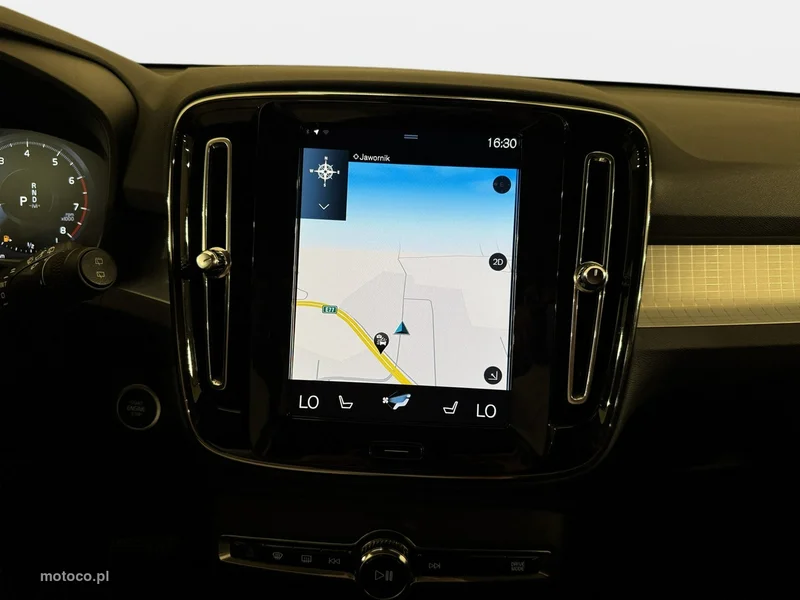 Volvo XC 40 22