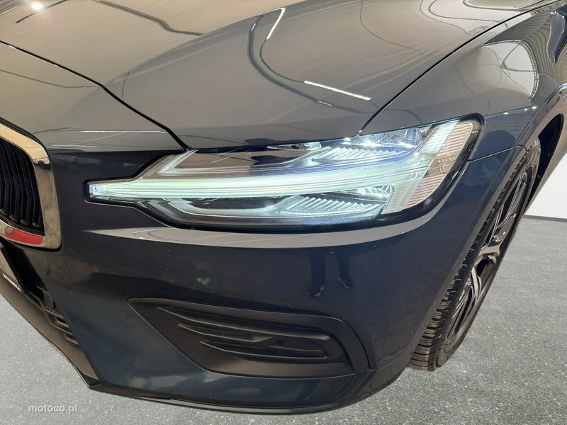 Volvo V60 9