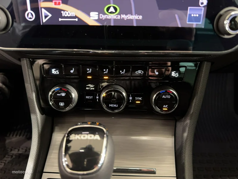 Skoda Superb III 31