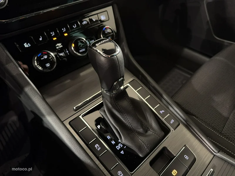 Skoda Superb III 32