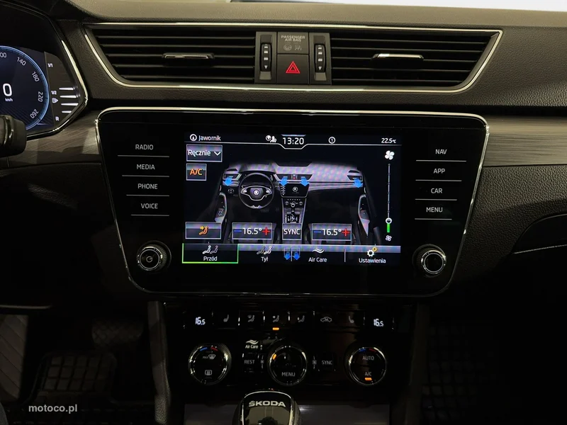Skoda Superb III 29