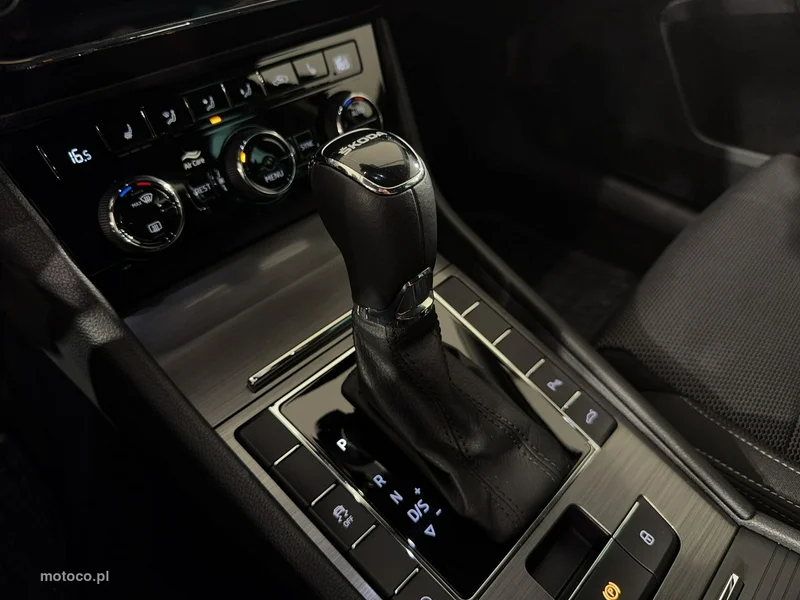 Skoda Superb III 32