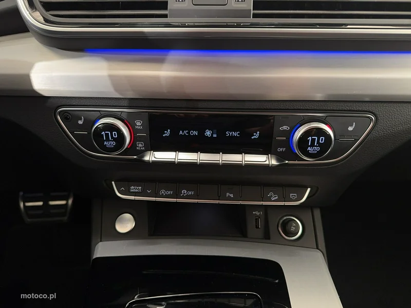 Audi Q5 FY 32