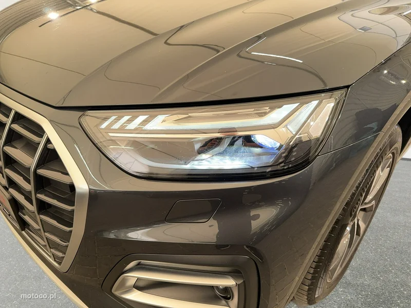 Audi Q5 FY 9
