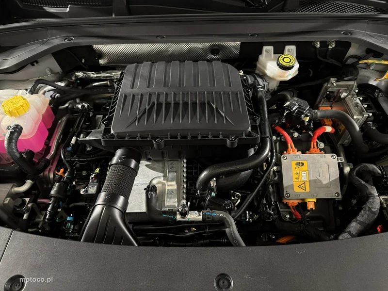Omoda 9 38