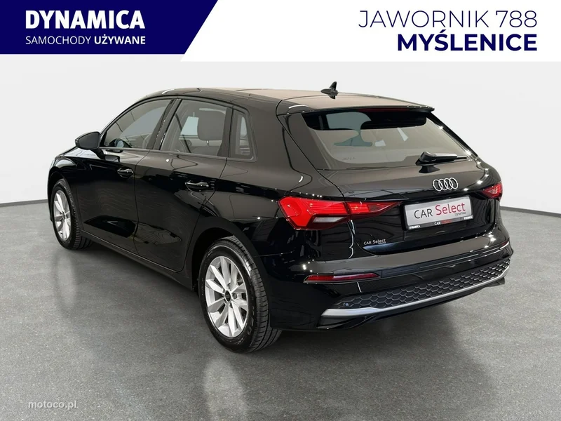 Audi A3 8Y 6