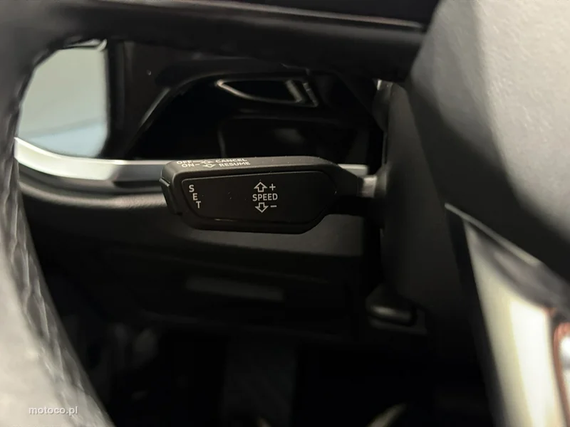 Audi Q3 F3 23