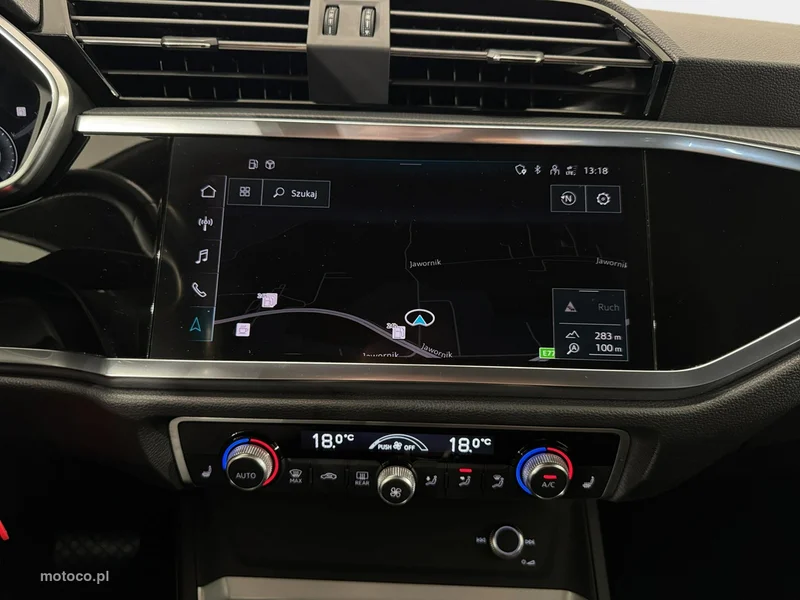 Audi Q3 F3 24