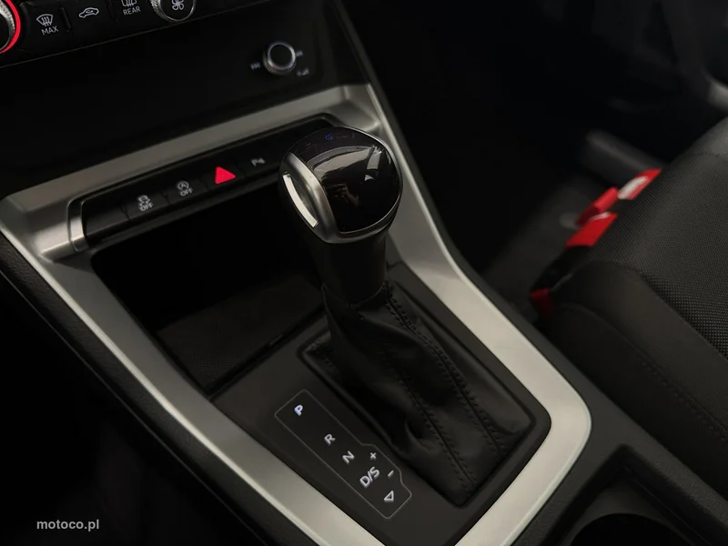 Audi Q3 F3 26