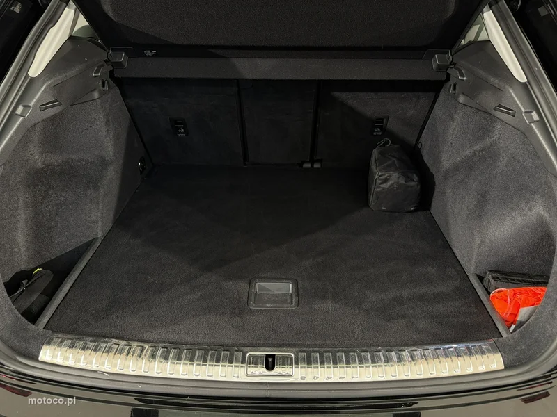 Audi Q3 F3 28
