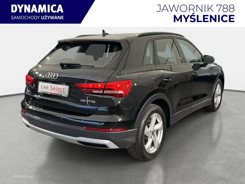 Audi Q3 F3 8