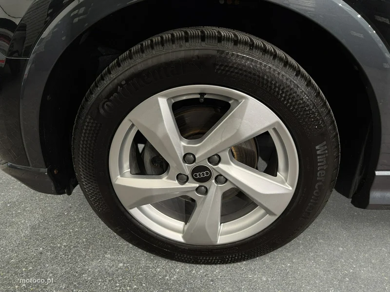 Audi Q3 F3 10