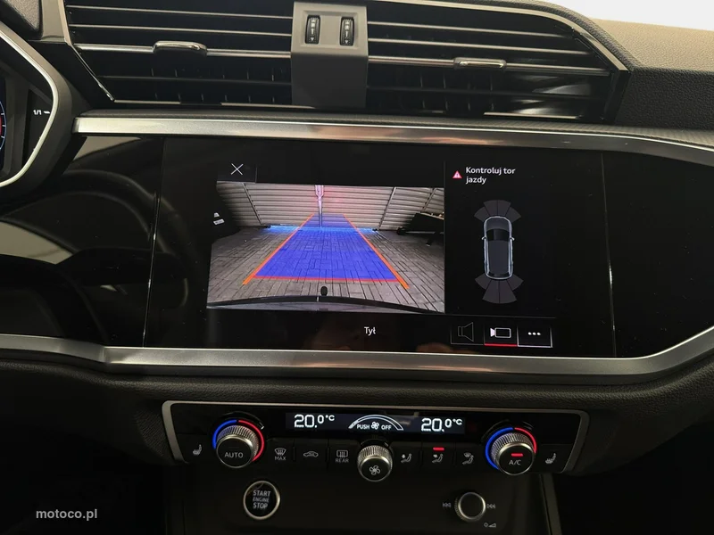 Audi Q3 F3 20
