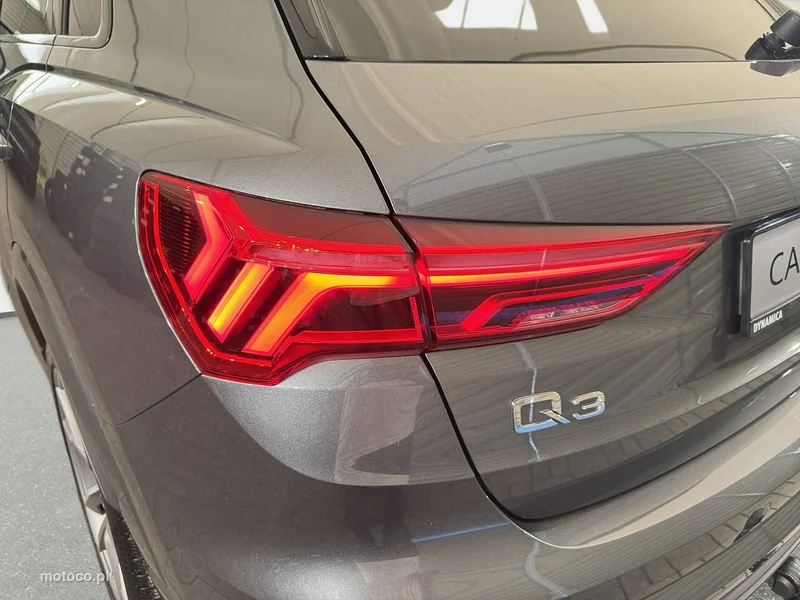 Audi Q3 F3 11