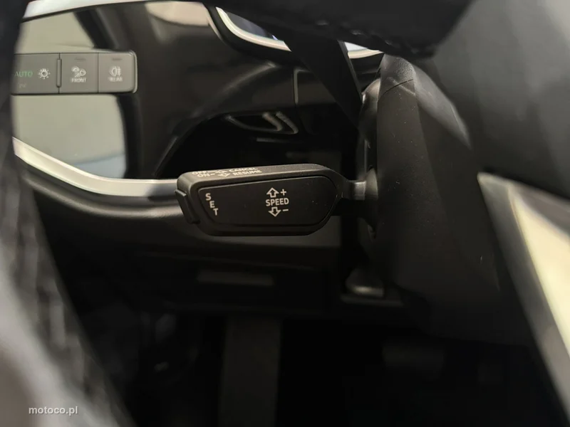 Audi Q3 F3 18