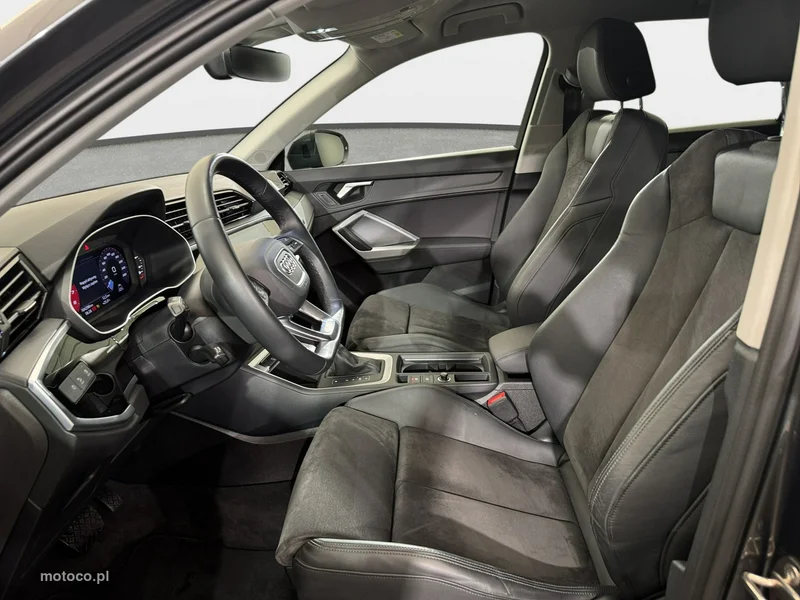 Audi Q3 F3 27