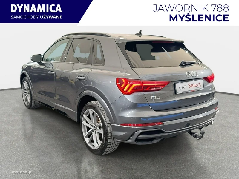 Audi Q3 F3 6