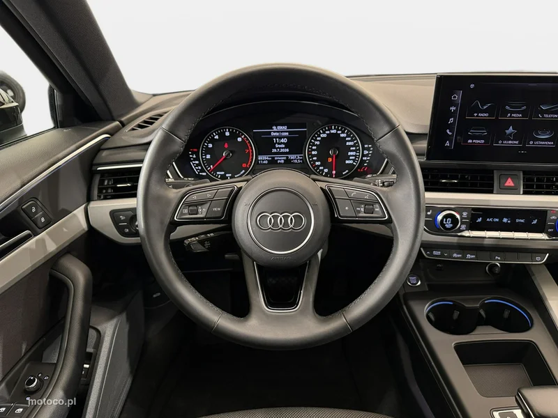 Audi A4 B9 13