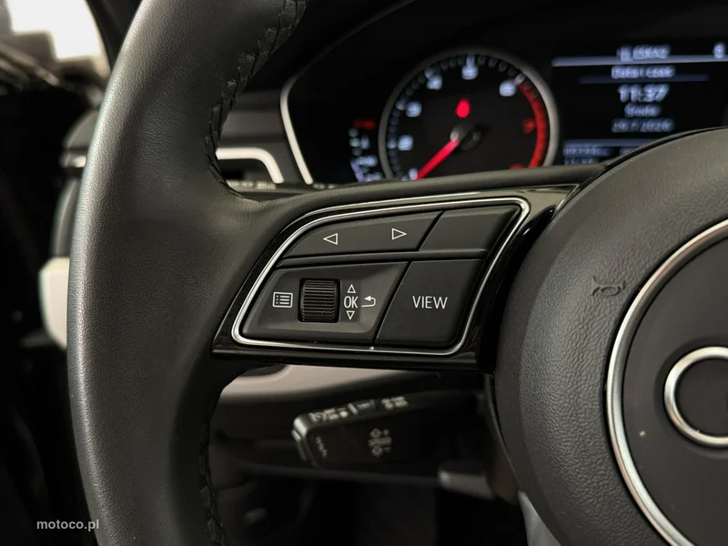 Audi A4 B9 15