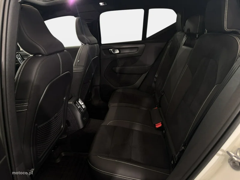 Volvo XC 40 15