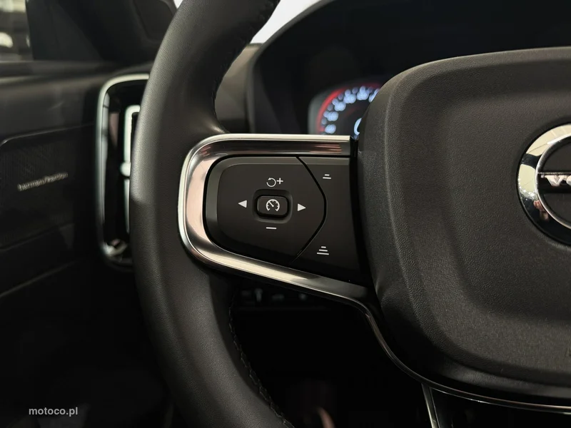 Volvo XC 40 20