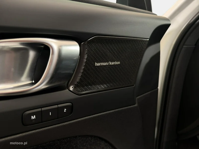 Volvo XC 40 33